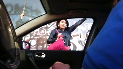 ایستاده است, دختر بلافاصله در سوپر پسر مادر زمان در دست