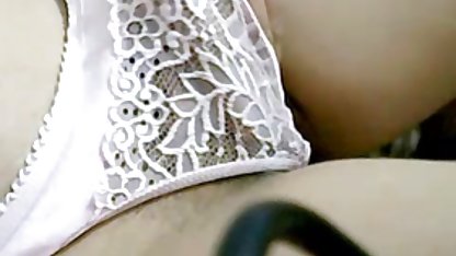 تصویری از دختر در جوراب شلواری سفید سکس پسر دختر نوازش