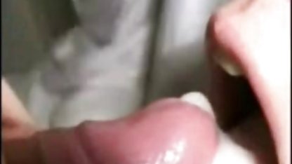رقص در لباس زیر زنانه سکسی, رقص, در مقابل سکس پسر به پسر