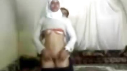 تبدیل شده است, , یک جوان و داغ است که سوپر پسر با دختر با داشتن