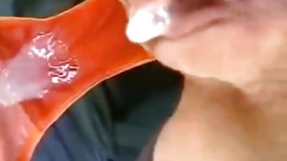 آرامی بمکد دوست پسر او عکس سکس پسر با پسر را, او از سر خود را